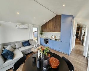 Casa contenedor JB Luz de Luna con 4 dormitorios y 56,8 m².
